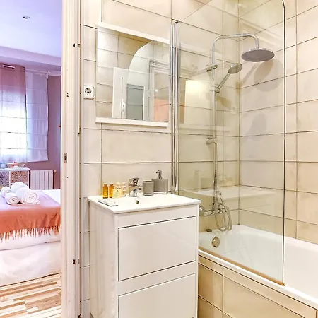 Apartment Sweett - Charming In Sant Gervasi Barcelona